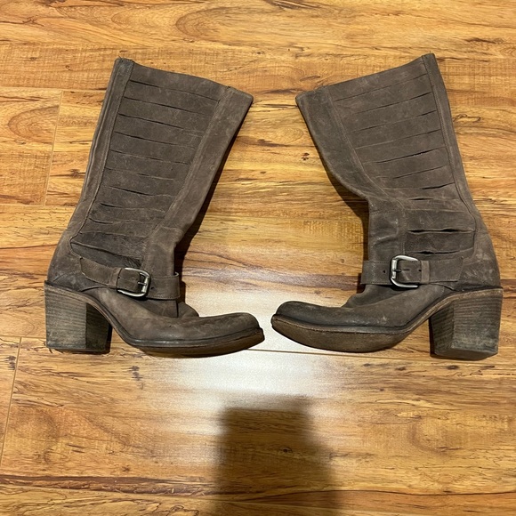 Western looking vented  leather boots - Picture 9 of 14